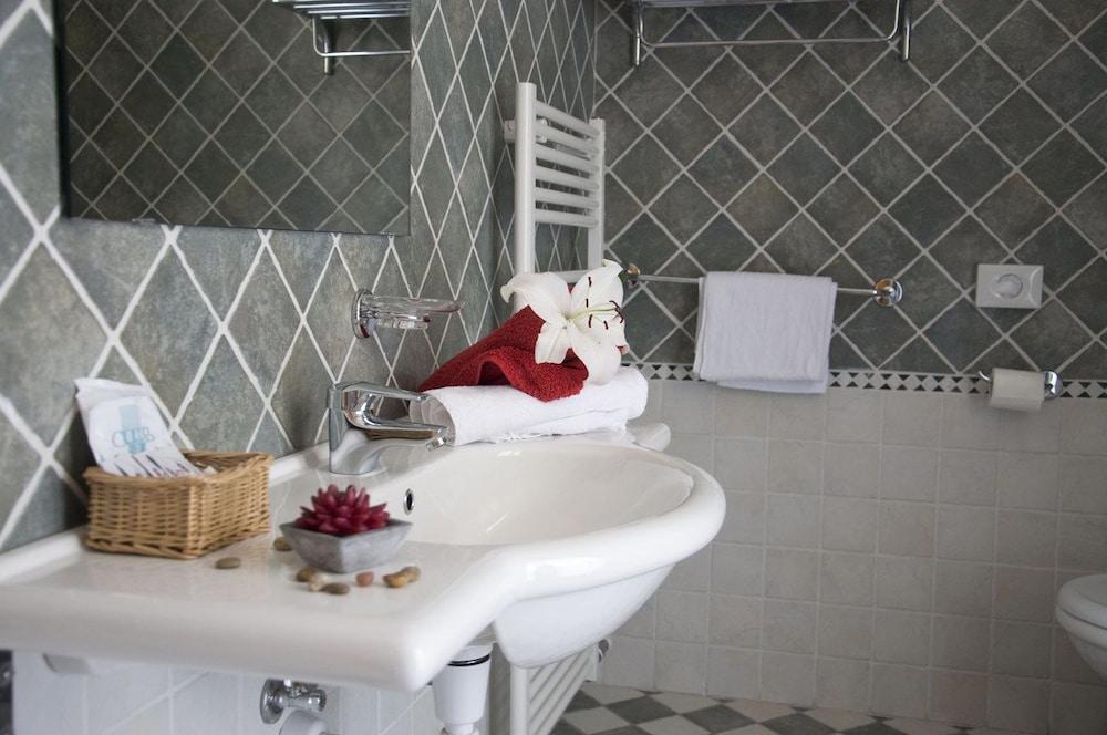 Hotel Sasso Rosso Коммеццадура Экстерьер фото