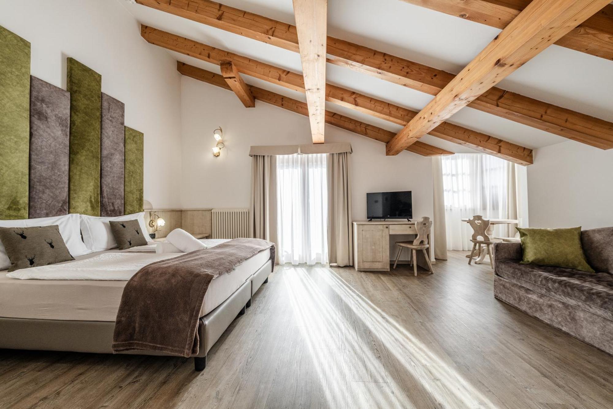 Hotel Sasso Rosso Коммеццадура Экстерьер фото
