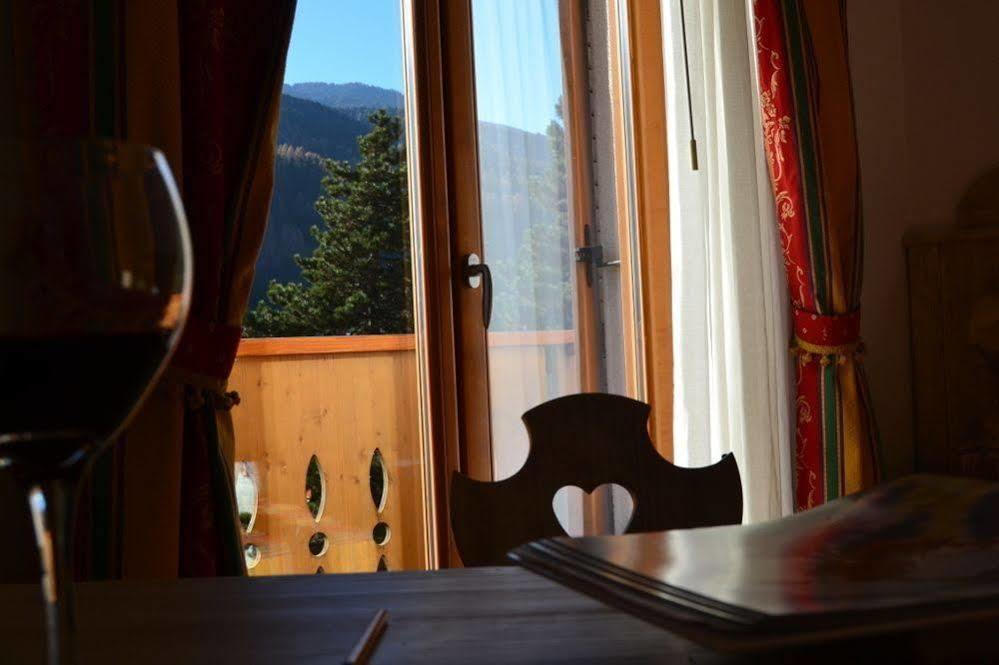 Hotel Sasso Rosso Коммеццадура Экстерьер фото