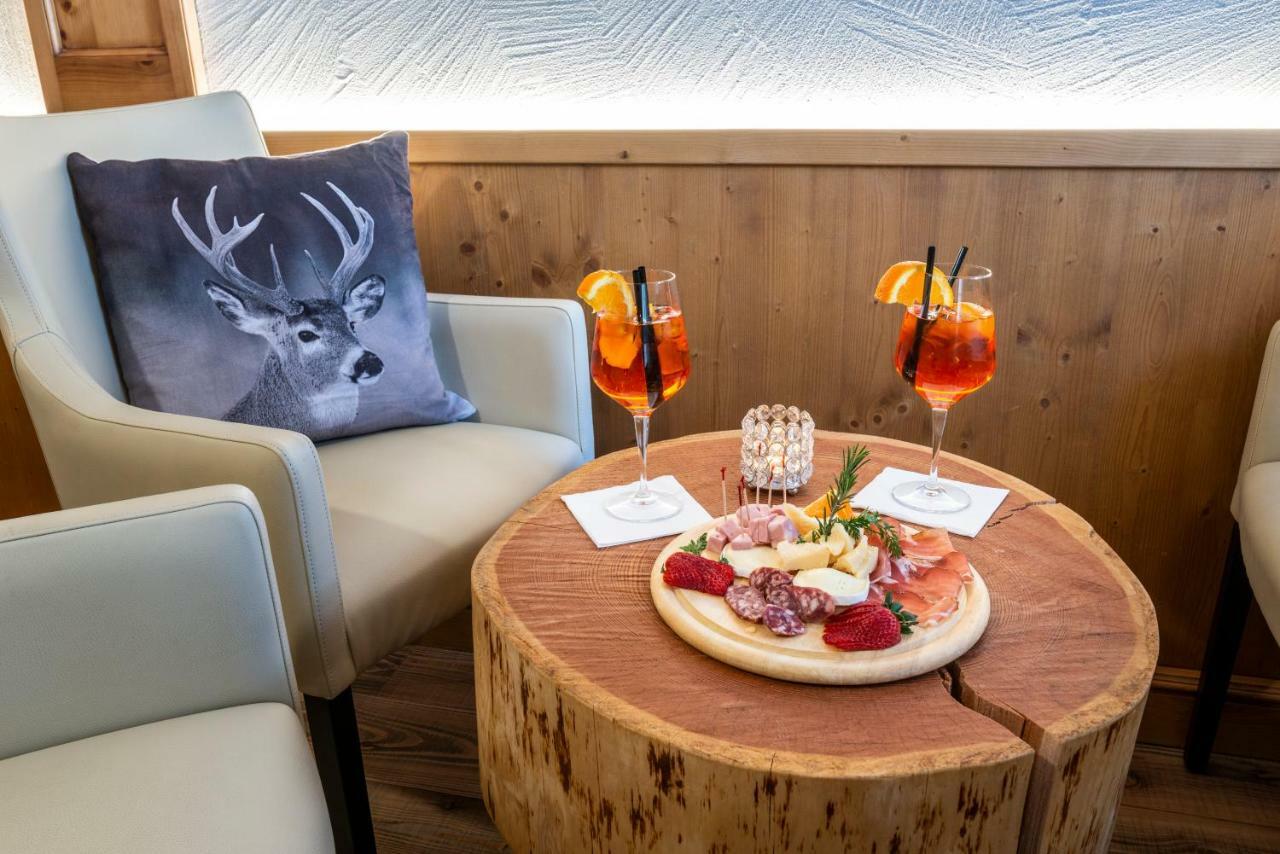 Hotel Sasso Rosso Коммеццадура Экстерьер фото